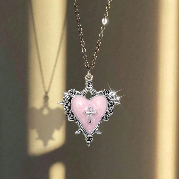 Retro Gothic Heart-Shaped Wing Bat Pendant Necklace Punk Y2K Jewelry